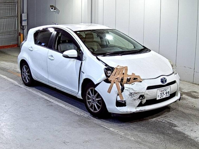 TOYOTA AQUA 2014