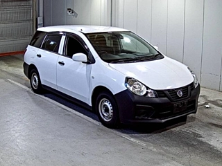 NISSAN AD 2020