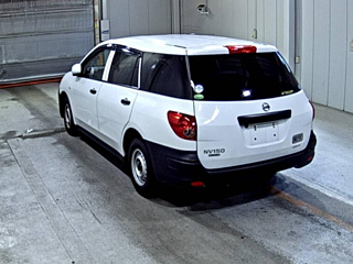 NISSAN AD 2020
