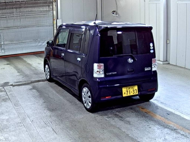 DAIHATSU MOVE CONTE 2011