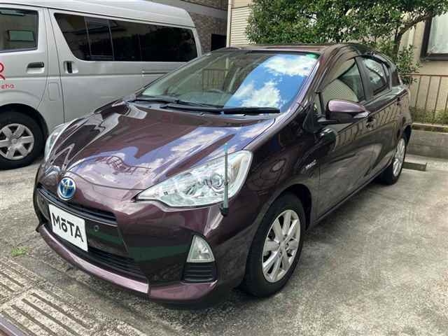 TOYOTA AQUA 2014