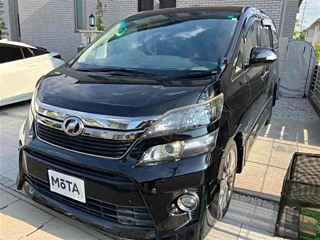 TOYOTA VELLFIRE 2013