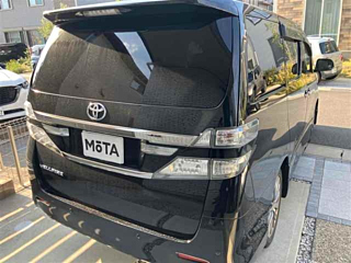 TOYOTA VELLFIRE 2013