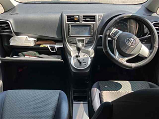 TOYOTA RACTIS 2011