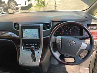 TOYOTA ALPHARD 2012