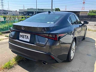 LEXUS IS 2021