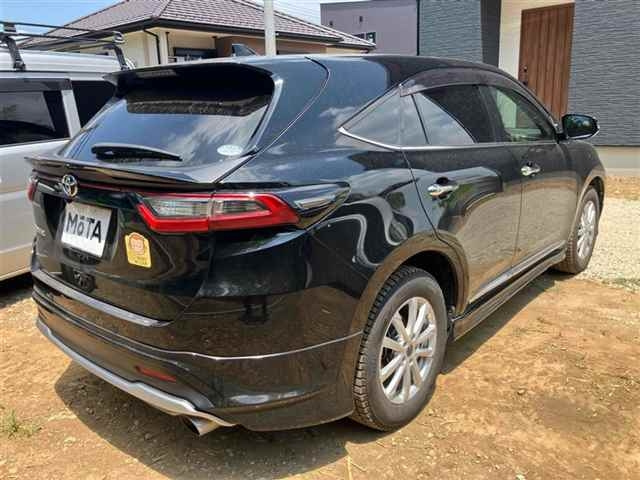 TOYOTA HARRIER 2017