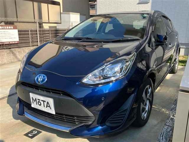 TOYOTA AQUA 2019