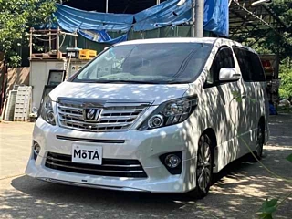 TOYOTA ALPHARD 2013