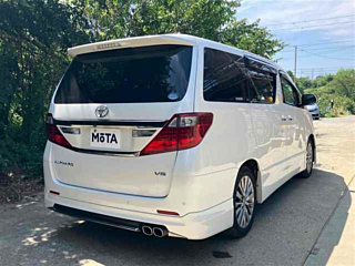 TOYOTA ALPHARD 2013