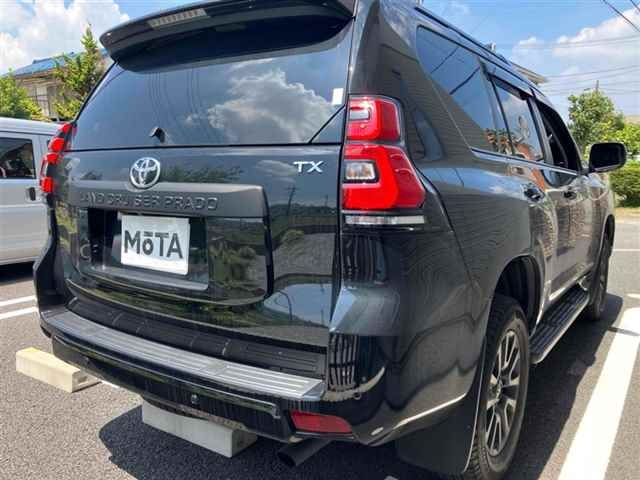 TOYOTA LAND CRUISER PRADO 2023