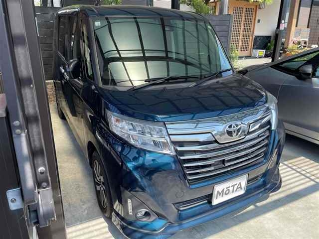 TOYOTA ROOMY 2018