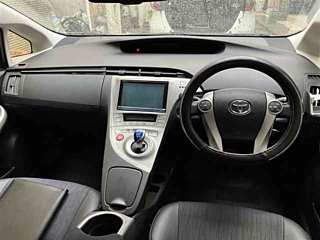 TOYOTA PRIUS 2013