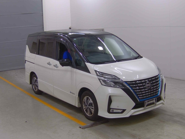NISSAN SERENA 2020