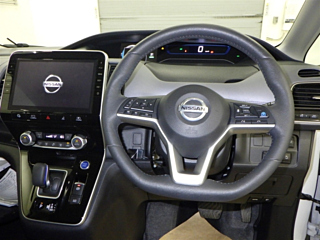 NISSAN SERENA 2020