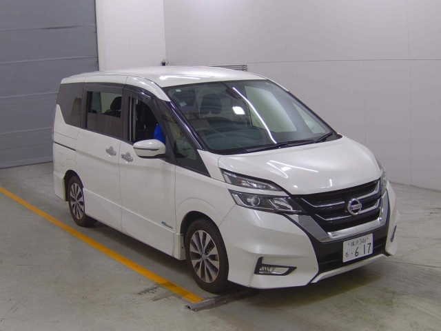 NISSAN SERENA 2017