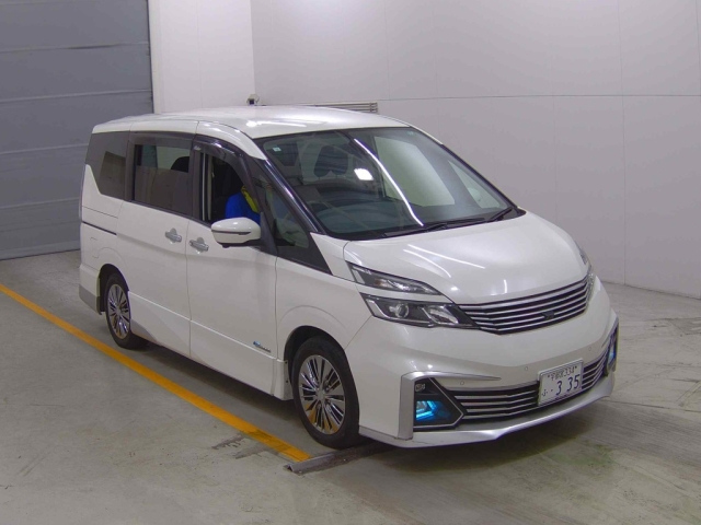 NISSAN SERENA 2017