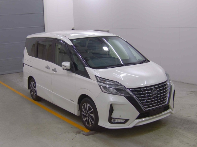 NISSAN SERENA 2020