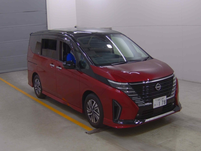 NISSAN SERENA 2023