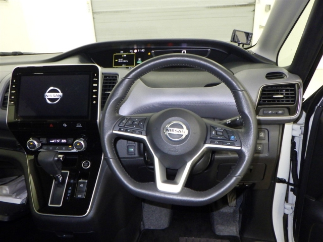 NISSAN SERENA 2020
