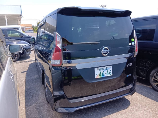 NISSAN SERENA 2017
