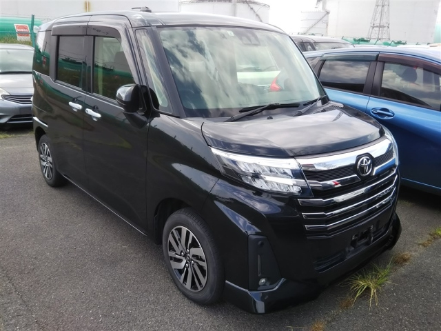 TOYOTA ROOMY 2021