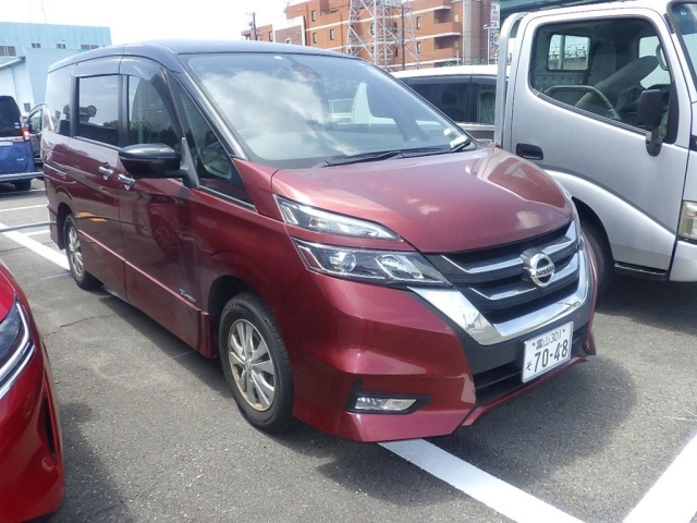 NISSAN SERENA 2017