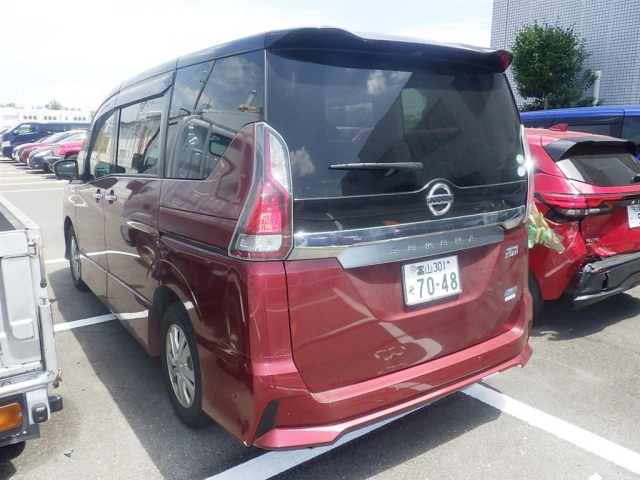 NISSAN SERENA 2017