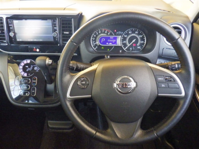 NISSAN DAYZ ROOX 2019