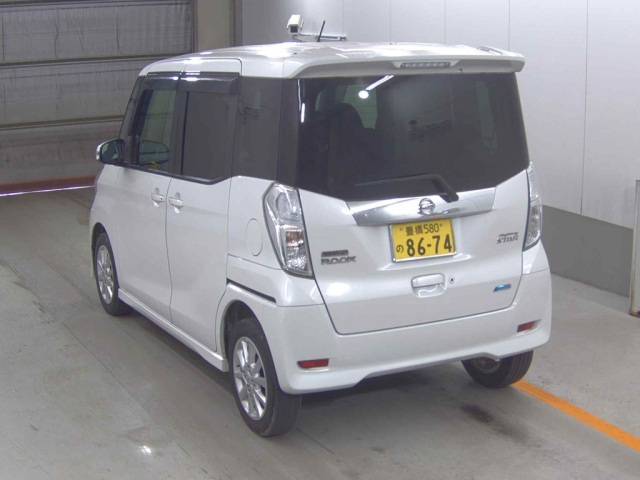 NISSAN DAYZ ROOX 2015