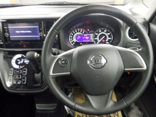 NISSAN DAYZ ROOX 2019