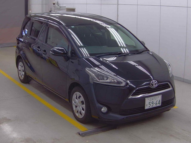 TOYOTA SIENTA 2018