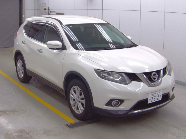 NISSAN X-TRAIL 2014