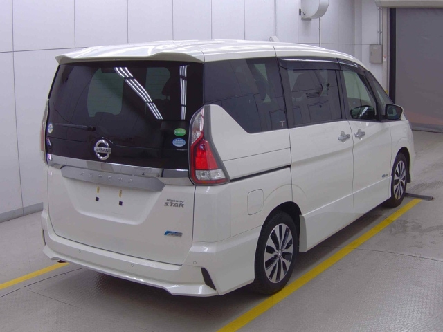 NISSAN SERENA 2017