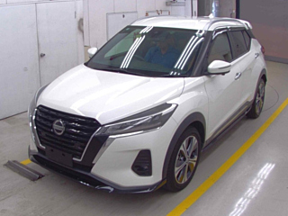 NISSAN KIX 2020