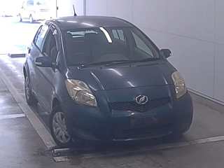 TOYOTA VITZ 2009