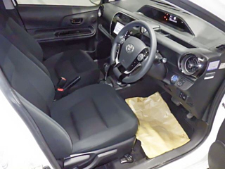 TOYOTA AQUA 2018