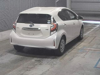 TOYOTA AQUA 2018