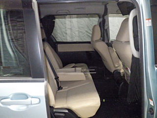 TOYOTA NOAH 2015
