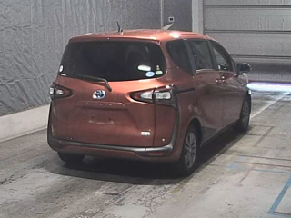 TOYOTA SIENTA 2016