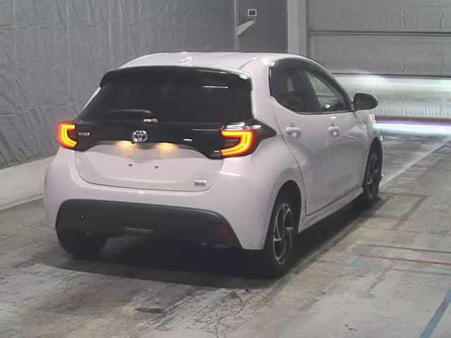 TOYOTA YARIS 2023