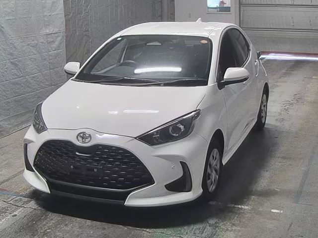 TOYOTA YARIS 2024