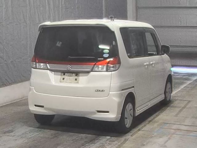 SUZUKI SOLIO 2015
