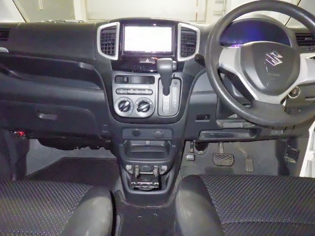 SUZUKI SOLIO 2015