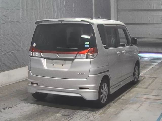 SUZUKI SOLIO 2012
