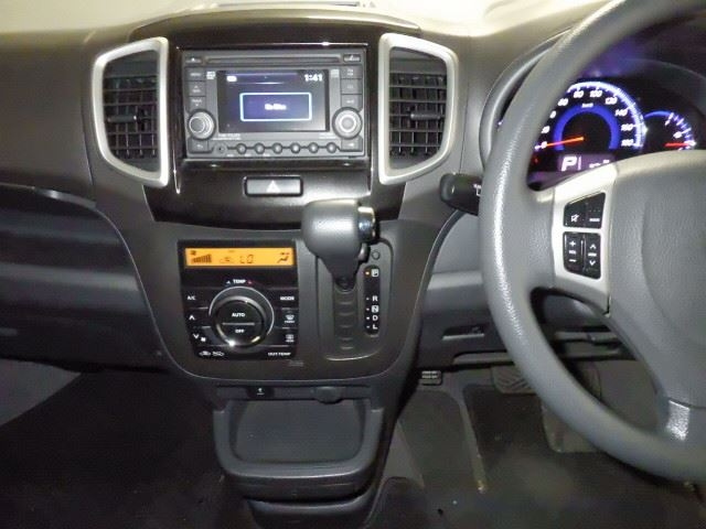 SUZUKI SOLIO 2012