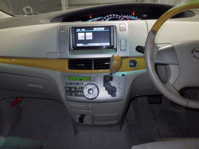 TOYOTA ESTIMA 2008