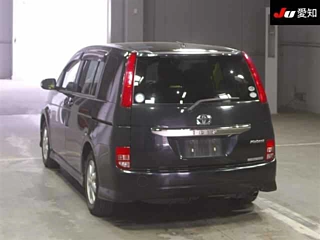 TOYOTA ISIS 2008