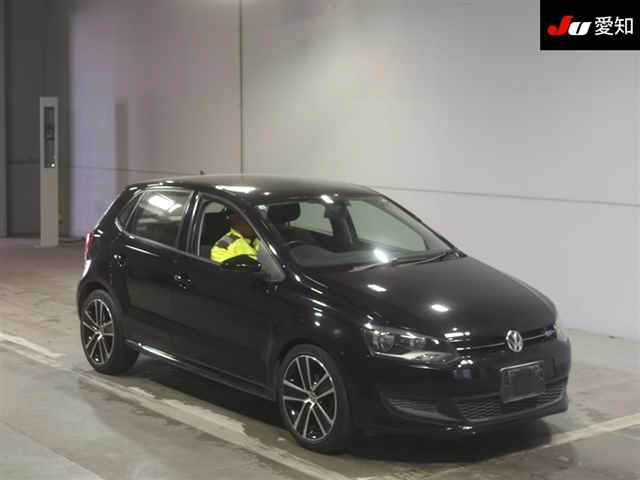 VOLKSWAGEN POLO 2012