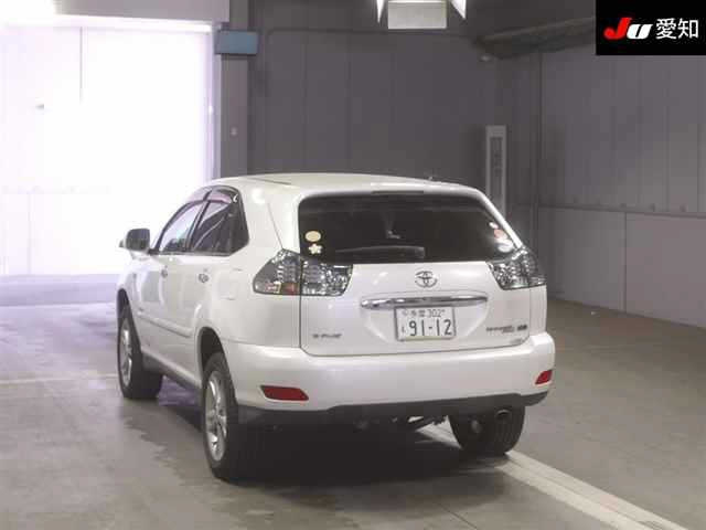 TOYOTA HARRIER 2011
